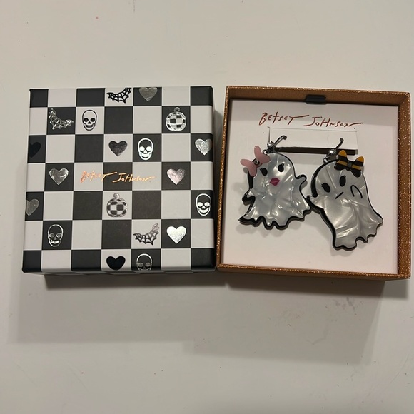 BETSEY JOHNSON PUNK N SPICE GHOST DROP EARRINGS BETSEY JOHNSON FALL 2022 NWT - Picture 5 of 6